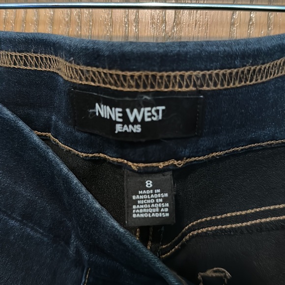 Beautiful NINE WEST pull on jeans - Picture 5 of 9